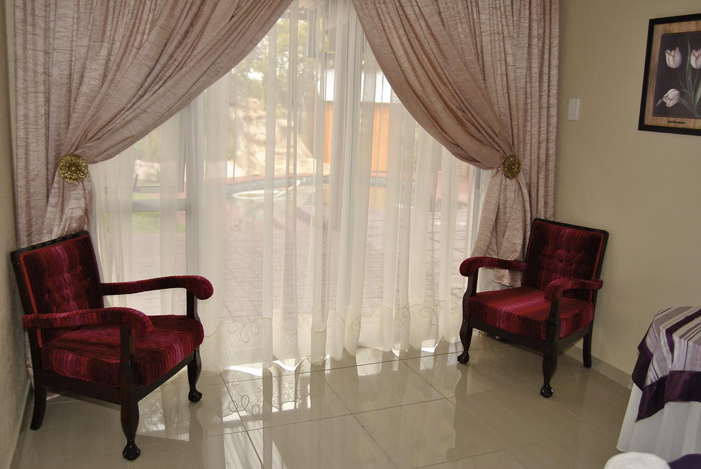 Ethen Guesthouse Polokwane Exterior foto